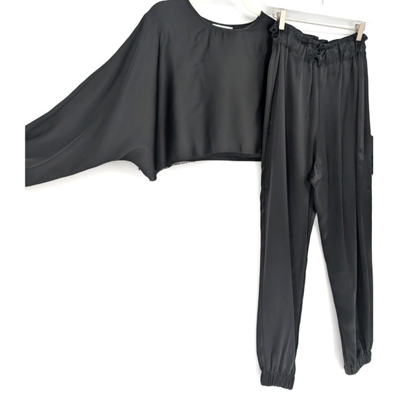 Nonchalant Label Emilia Satin Crop Top & Evory Satin Jogger Set Black Glam Small - Picture 8 of 14